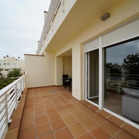 Apartment Primera Linea De Playa Urbanizacion Zarati